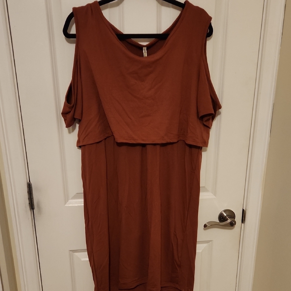 Mother Bee 2x Cold Shoulder Maternity/Nursing Dress